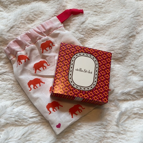 Stella & Dot “Key to my Heart” charm - Picture 3 of 3